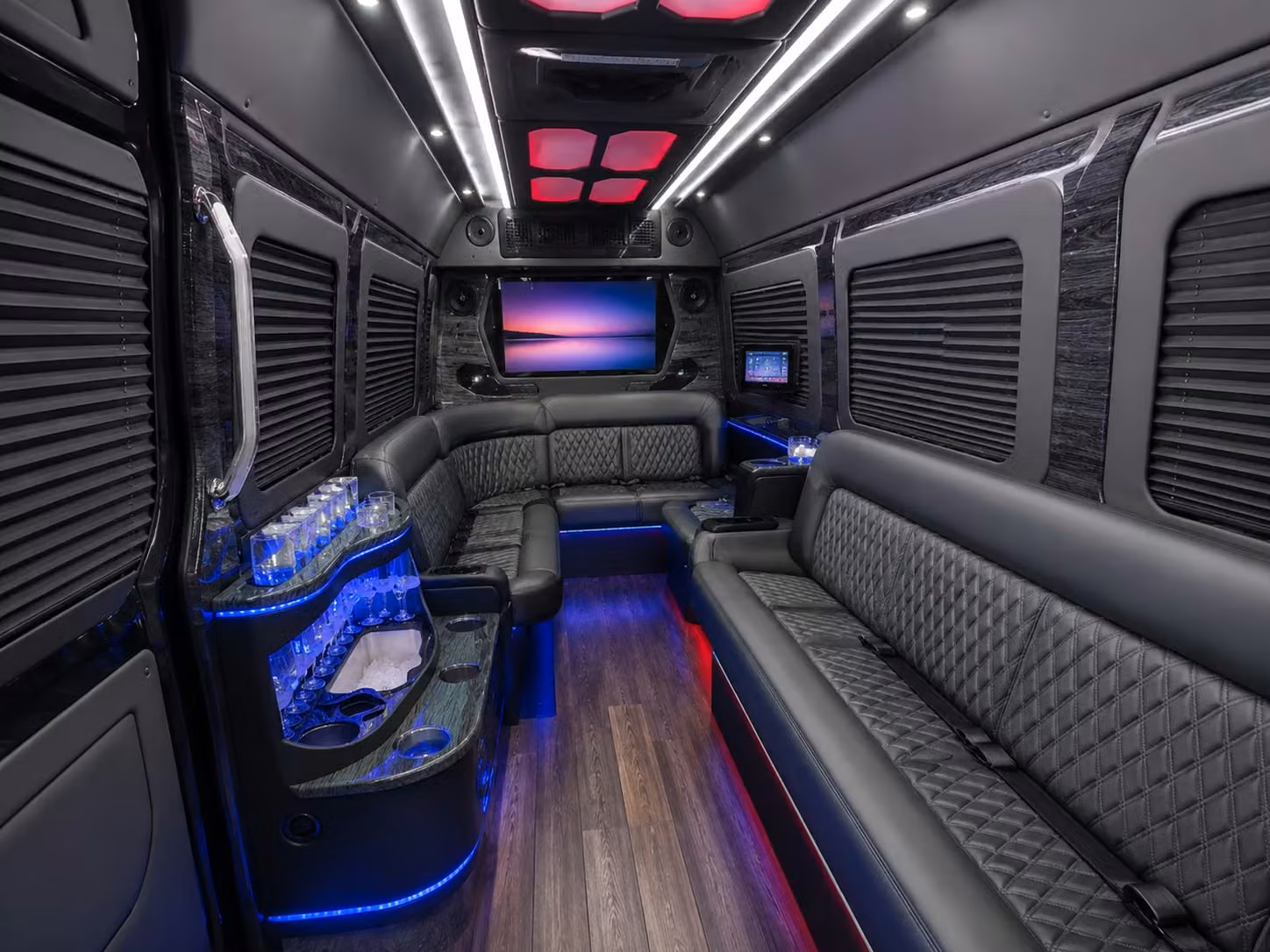 airport transfers and inter island business travel shuttles in honolulu
