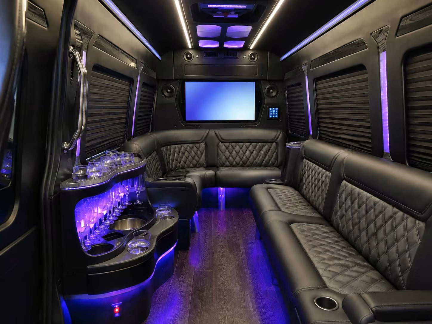 sports team and fan group transportation to honolulu events and venues