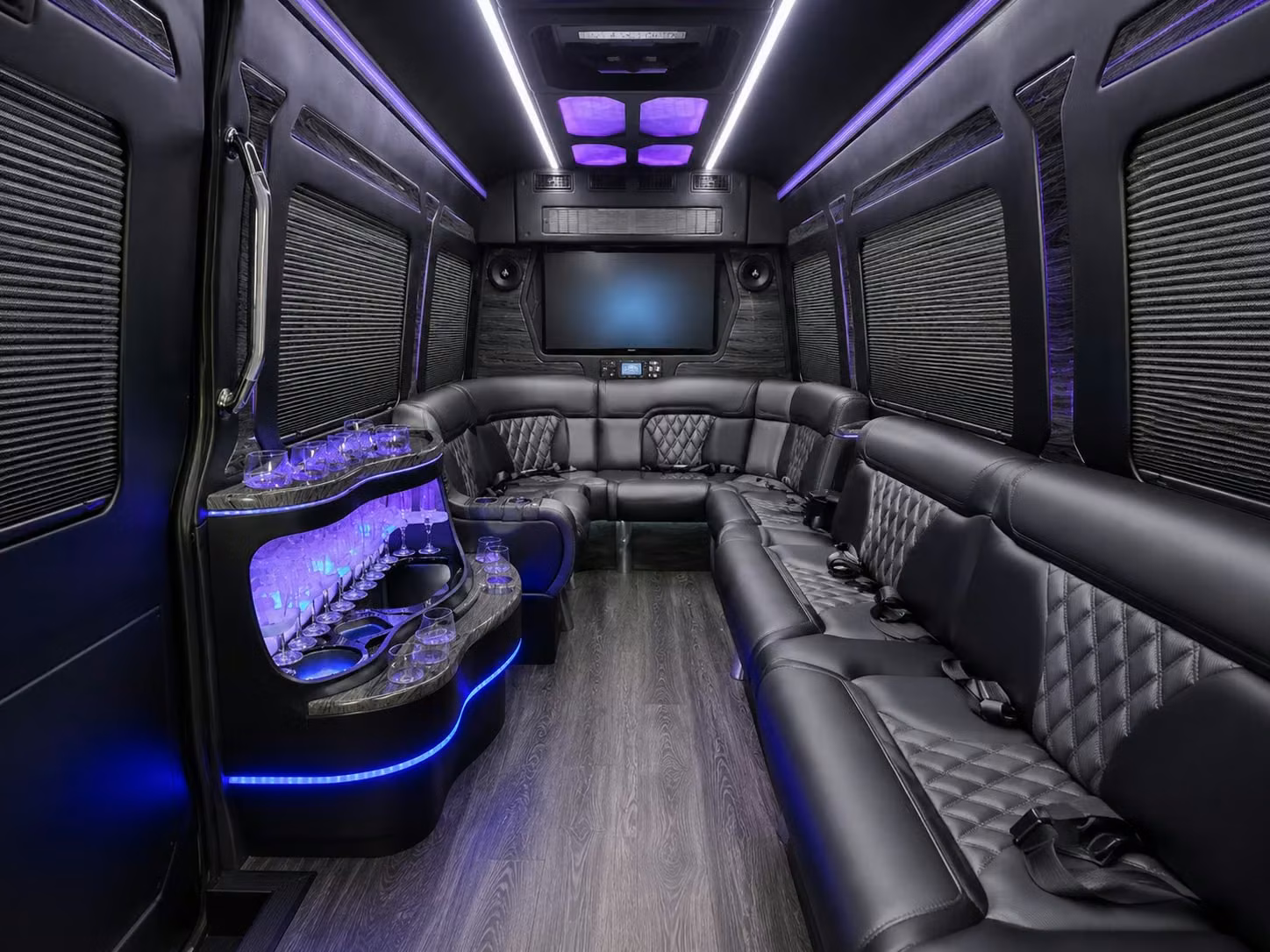 sports team sporting event bus rentals in honolulu