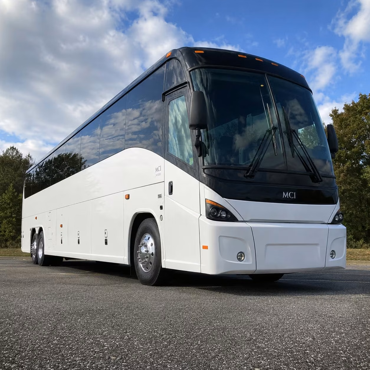with charterbusrentalhonolulu com you get honolulu hotel shuttle options that actually fit your group